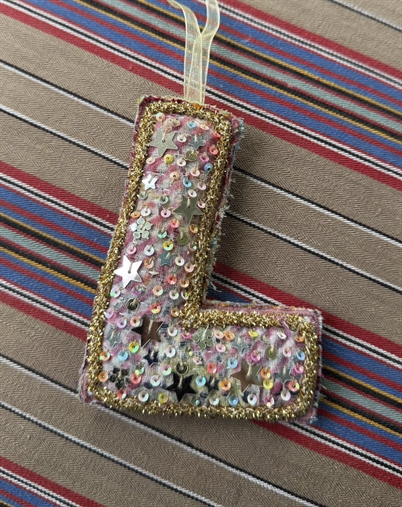 Sissel Edelbo - Alphabet Ornament - L